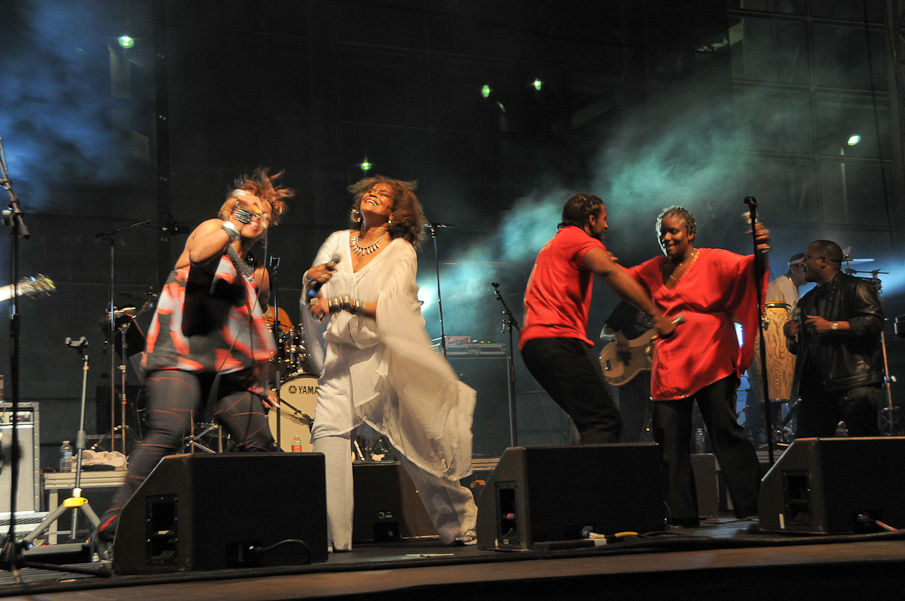 Fete de la Musique Evry 2009 - Kassav 476.jpg